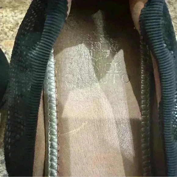 Vince Camuto Black Quilted Ballet Flats with Bow - Picture 8 of 8